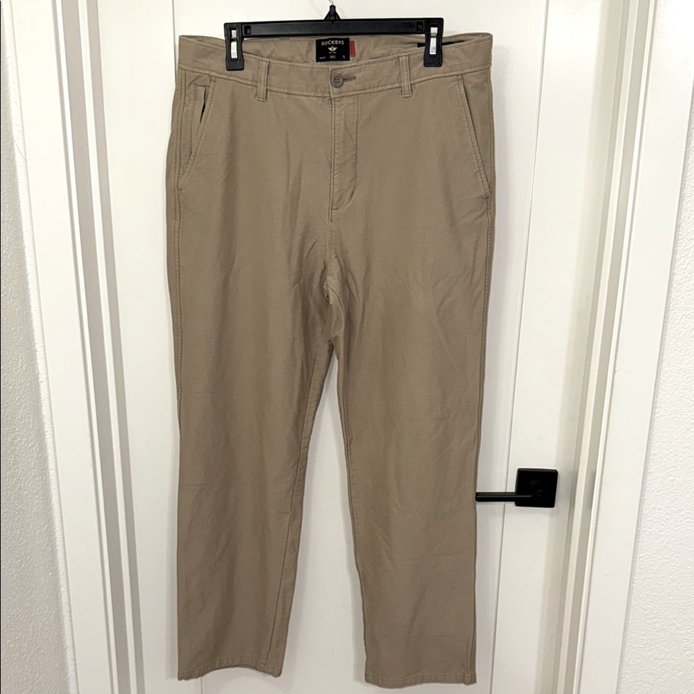 Dockers Tan Chinos Versatile Cotton-Blend